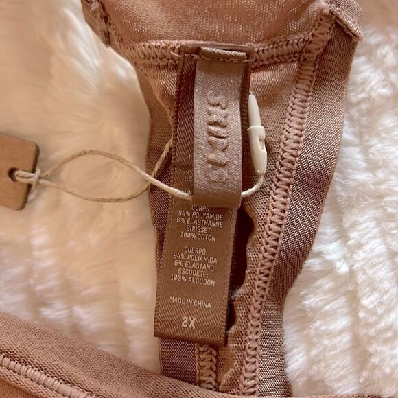 Skims PLUS Beige Mesh Thong Panties Sz 2X - Picture 4 of 4